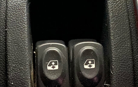 Renault Sandero I, 2011 год, 470 000 рублей, 14 фотография