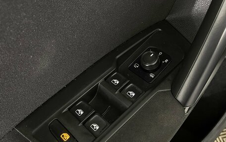 Volkswagen Tiguan II, 2020 год, 2 040 000 рублей, 20 фотография