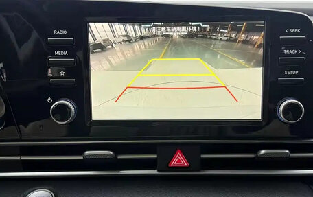 Hyundai Elantra, 2022 год, 1 200 000 рублей, 13 фотография