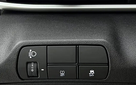 Hyundai Elantra, 2022 год, 1 200 000 рублей, 12 фотография