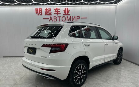 Skoda Karoq I, 2022 год, 2 352 000 рублей, 5 фотография