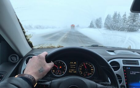 Volkswagen Tiguan I, 2010 год, 840 000 рублей, 7 фотография