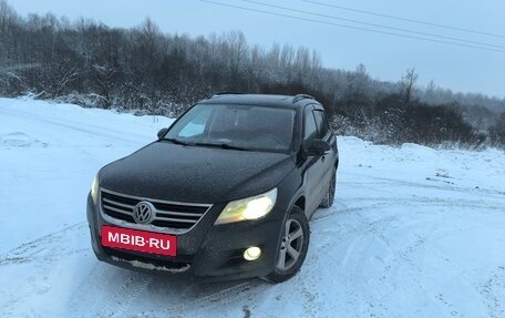 Volkswagen Tiguan I, 2010 год, 840 000 рублей, 2 фотография