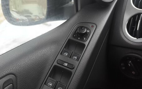 Volkswagen Tiguan I, 2010 год, 840 000 рублей, 9 фотография