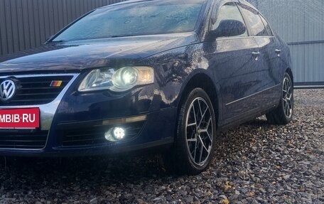 Volkswagen Passat B6, 2007 год, 690 000 рублей, 2 фотография