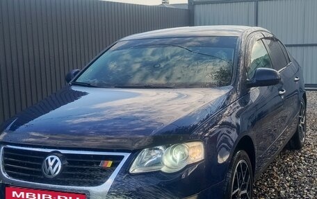 Volkswagen Passat B6, 2007 год, 690 000 рублей, 3 фотография