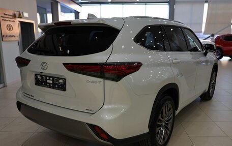 Toyota Highlander, 2025 год, 6 000 000 рублей, 4 фотография