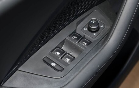 Volkswagen Tiguan, 2026 год, 4 725 000 рублей, 13 фотография