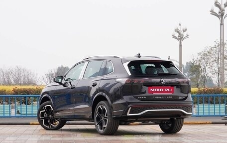 Volkswagen Tiguan, 2026 год, 4 725 000 рублей, 2 фотография