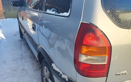 Opel Zafira A рестайлинг, 2001 год, 325 000 рублей, 3 фотография