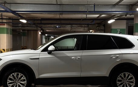 Volkswagen Touareg III, 2018 год, 4 589 000 рублей, 6 фотография