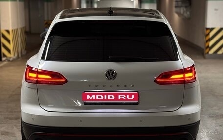 Volkswagen Touareg III, 2018 год, 4 589 000 рублей, 7 фотография