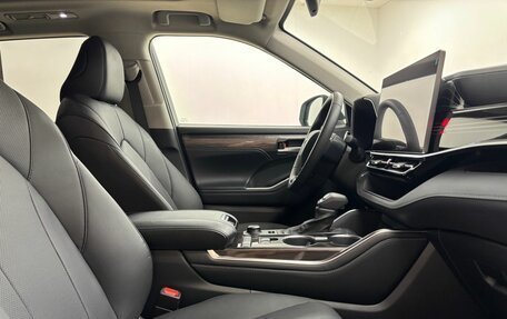 Toyota Highlander, 2025 год, 5 550 000 рублей, 12 фотография