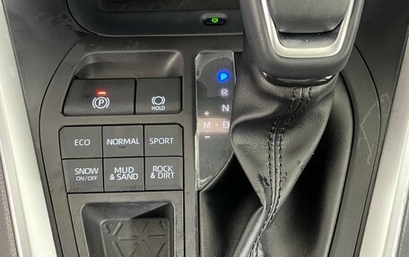 Toyota RAV4, 2025 год, 4 299 000 рублей, 20 фотография