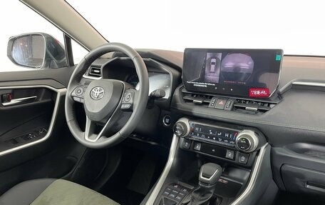 Toyota RAV4, 2025 год, 4 299 000 рублей, 15 фотография