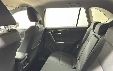 Toyota RAV4, 2020 год, 3 457 000 рублей, 13 фотография