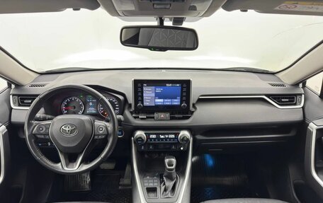 Toyota RAV4, 2020 год, 3 457 000 рублей, 17 фотография