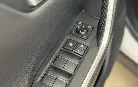 Toyota RAV4, 2020 год, 3 457 000 рублей, 16 фотография