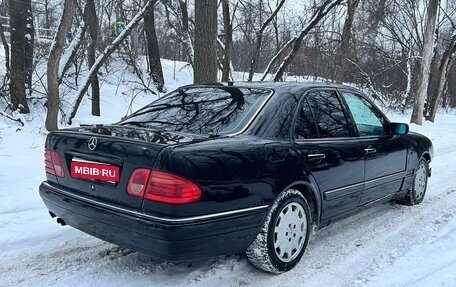 Mercedes-Benz E-Класс, 1997 год, 370 000 рублей, 1 фотография