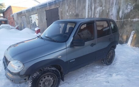 Chevrolet Niva I рестайлинг, 2013 год, 350 000 рублей, 1 фотография