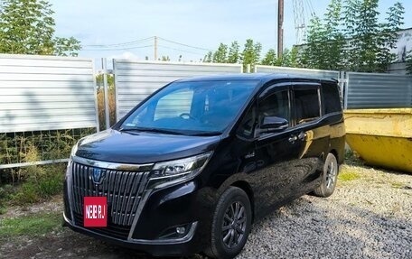 Toyota Esquire I, 2018 год, 2 280 000 рублей, 1 фотография