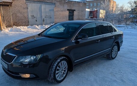 Skoda Superb III рестайлинг, 2014 год, 997 000 рублей, 2 фотография