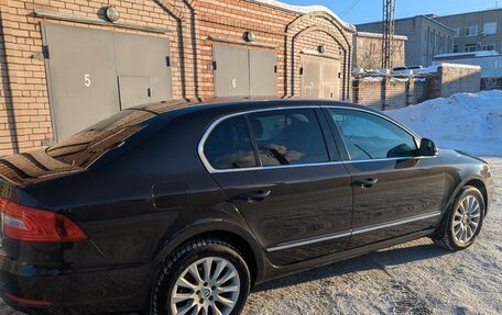 Skoda Superb III рестайлинг, 2014 год, 997 000 рублей, 11 фотография