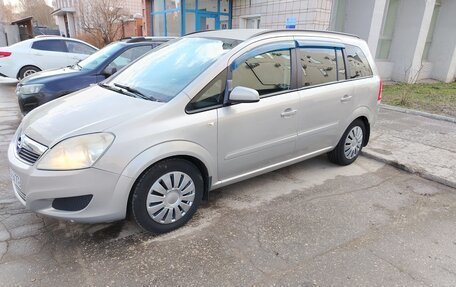 Opel Zafira B, 2008 год, 730 000 рублей, 2 фотография