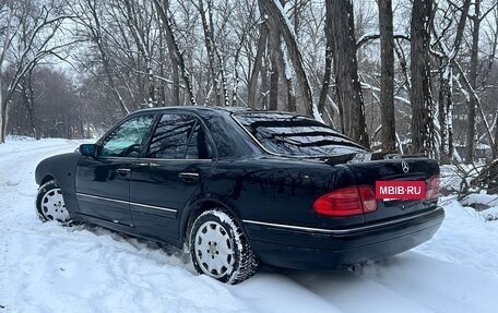 Mercedes-Benz E-Класс, 1997 год, 370 000 рублей, 5 фотография
