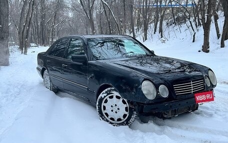 Mercedes-Benz E-Класс, 1997 год, 370 000 рублей, 7 фотография