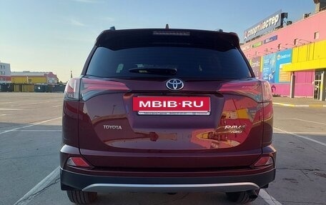 Toyota RAV4, 2018 год, 3 490 000 рублей, 4 фотография