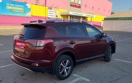 Toyota RAV4, 2018 год, 3 490 000 рублей, 8 фотография