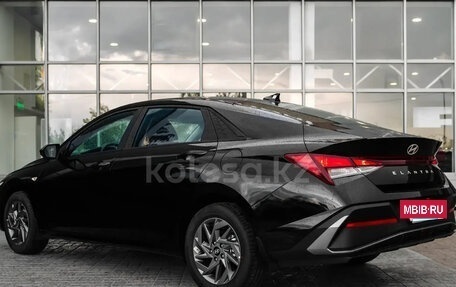 Hyundai Elantra, 2025 год, 1 950 000 рублей, 3 фотография