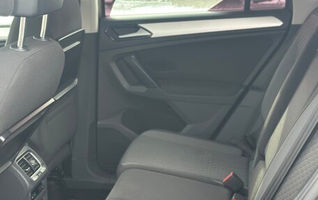 Volkswagen Tiguan II, 2017 год, 1 700 000 рублей, 12 фотография