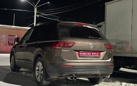 Volkswagen Tiguan II, 2017 год, 1 700 000 рублей, 6 фотография