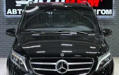 Mercedes-Benz V-Класс, 2018 год, 4 987 000 рублей, 3 фотография