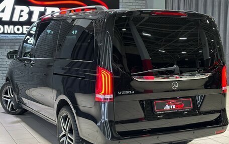 Mercedes-Benz V-Класс, 2018 год, 4 987 000 рублей, 7 фотография