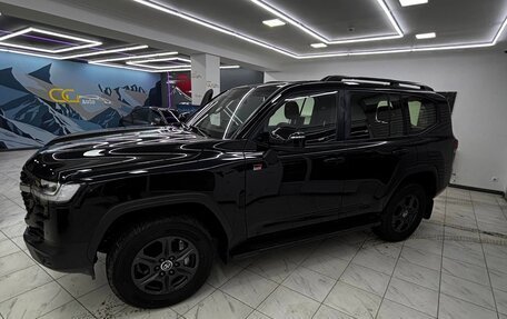 Toyota Land Cruiser, 2025 год, 13 300 000 рублей, 2 фотография