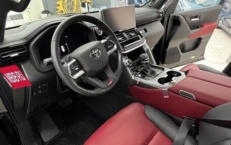 Toyota Land Cruiser, 2025 год, 13 300 000 рублей, 7 фотография