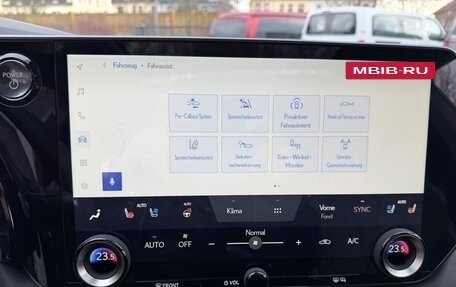 Lexus RX IV рестайлинг, 2025 год, 13 500 000 рублей, 20 фотография