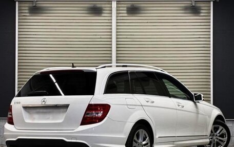 Mercedes-Benz C-Класс, 2013 год, 1 200 000 рублей, 4 фотография