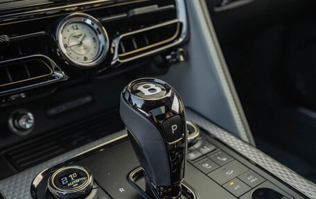 Bentley Flying Spur, 2025 год, 38 500 000 рублей, 19 фотография