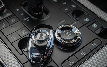 Bentley Flying Spur, 2025 год, 38 500 000 рублей, 20 фотография