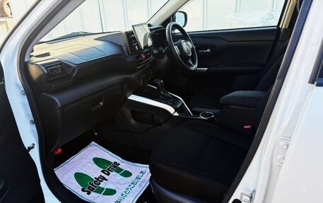 Toyota Raize I, 2022 год, 1 050 000 рублей, 12 фотография