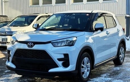 Toyota Raize I, 2022 год, 1 050 000 рублей, 2 фотография