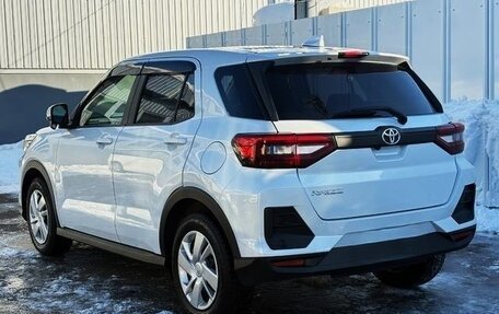 Toyota Raize I, 2022 год, 1 050 000 рублей, 5 фотография