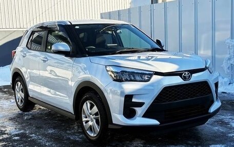 Toyota Raize I, 2022 год, 1 050 000 рублей, 4 фотография