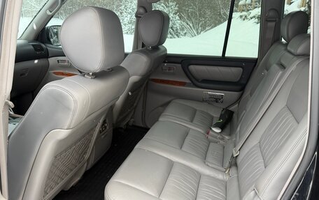 Toyota Land Cruiser 100 рестайлинг 2, 2007 год, 2 500 000 рублей, 14 фотография