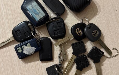 Toyota Land Cruiser 100 рестайлинг 2, 2007 год, 2 500 000 рублей, 38 фотография