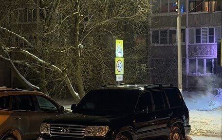 Toyota Land Cruiser 100 рестайлинг 2, 2007 год, 2 500 000 рублей, 39 фотография